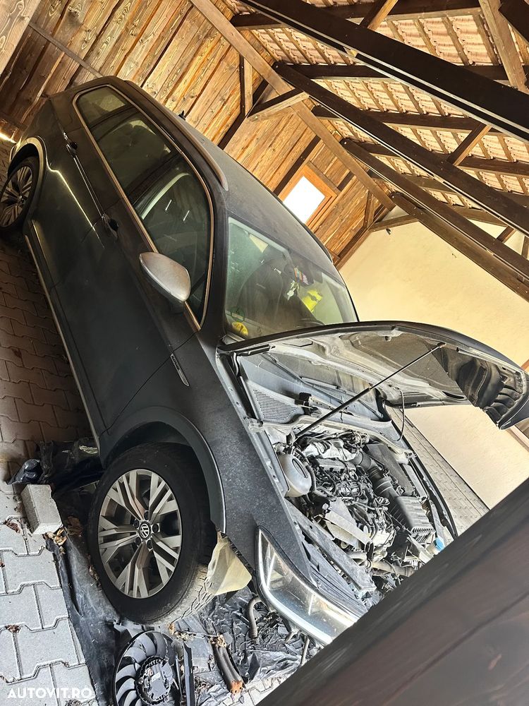 Volkswagen Passat - 5