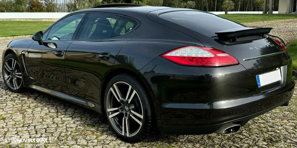 Porsche Panamera Platinum Edition - 6