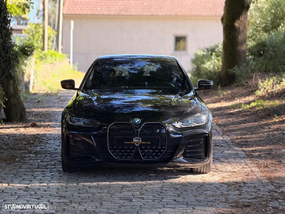 BMW i4 eDrive40 Desportiva M - 55