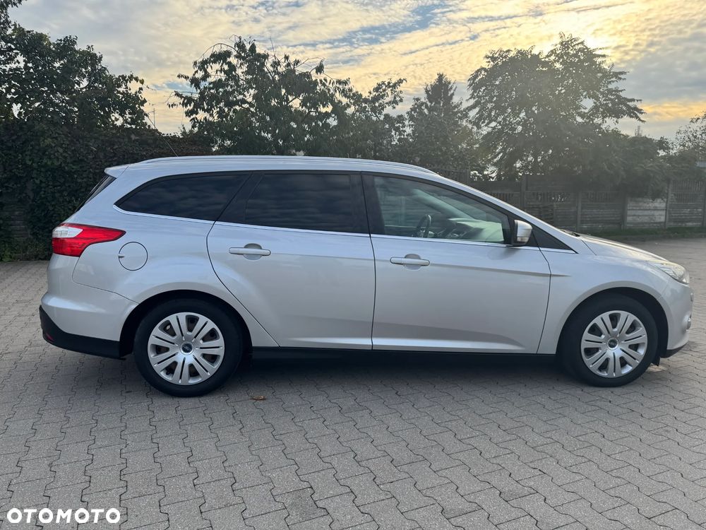 Ford Focus 1.6 EcoBoost Trend Sport - 4