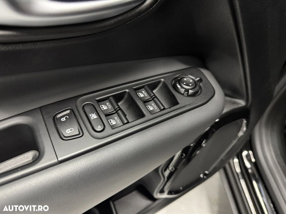 Jeep Renegade 1.0 T-GDI Night Eagle - 6