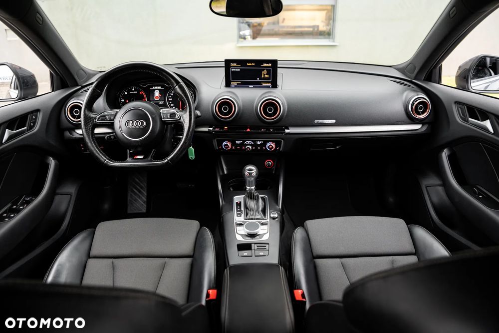 Audi A3 Sportback 2.0 TDI (clean diesel) quattro S tronic S line Sportpaket - 5