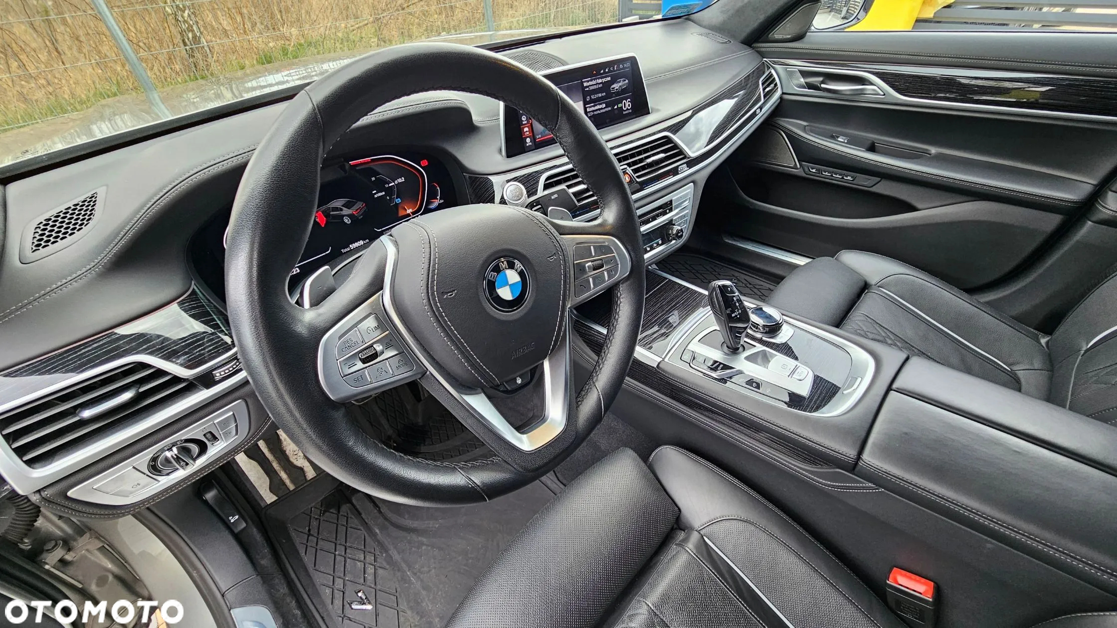 BMW Seria 7 750Li xDrive sport - 22
