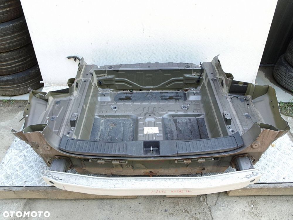 pas tylny wanna honda civic ix yr578m kombi - 1