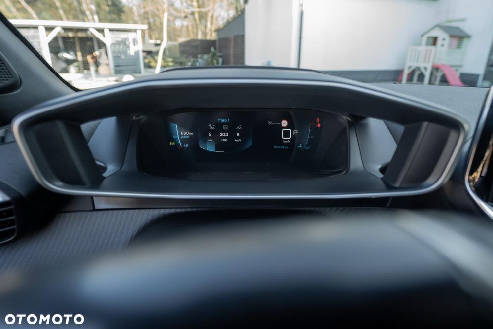 Peugeot 2008 BlueHDi 130 EAT8 GT Pack - 22