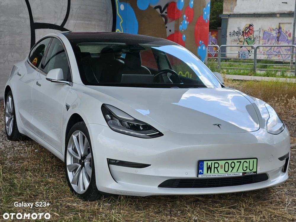 Tesla Model 3 - 2