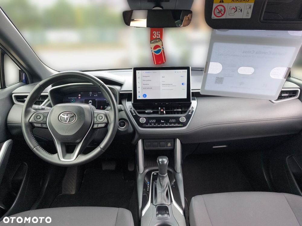 Toyota Corolla Cross - 15