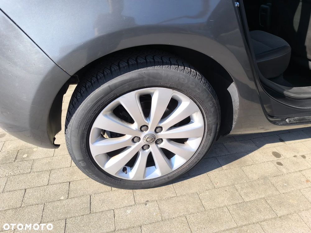 Opel Astra 1.4 T Cosmo - 10