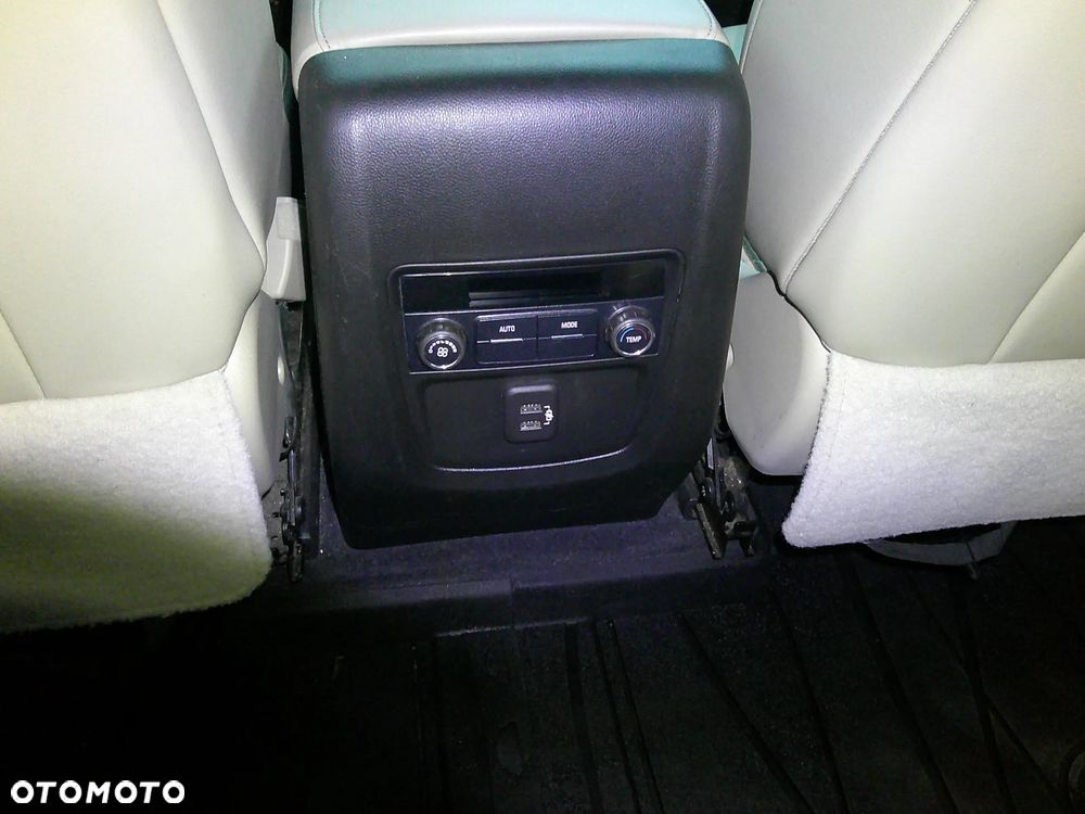 Buick Enclave - 26