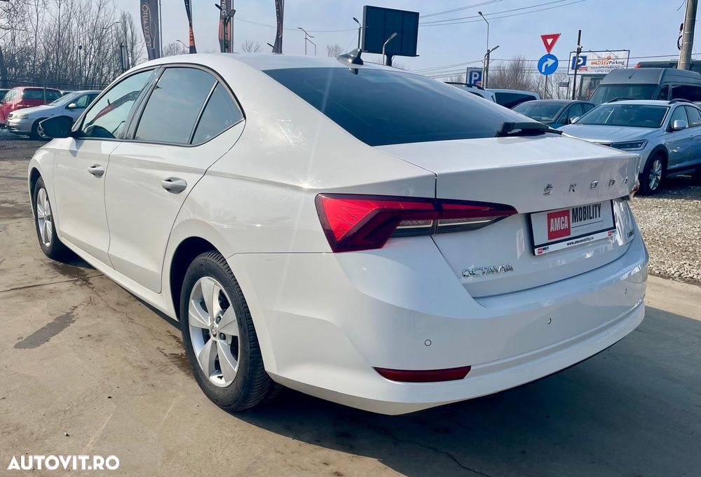 Skoda Octavia 1.5 TSI DSG Mild Hybrid Ambition - 6