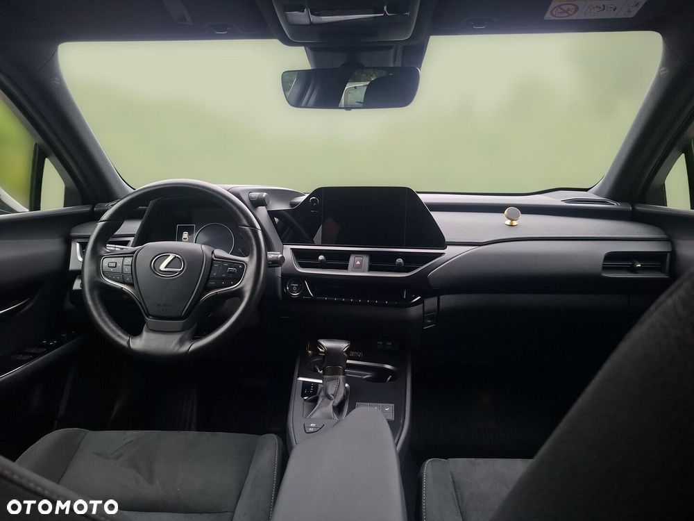Lexus UX 250h GPF Business 2WD - 14