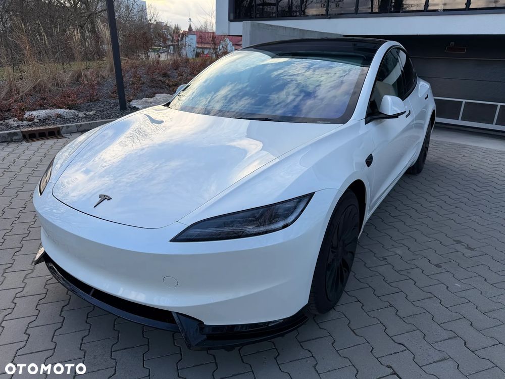 Tesla Model 3 Langstreckenbatterie Allradantrieb Dual Motor - 4