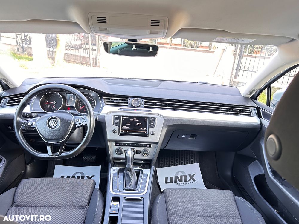Volkswagen Passat 2.0 TDI DSG Comfortline - 9