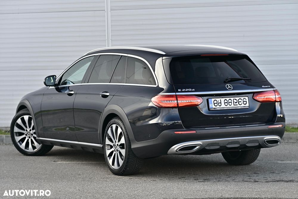 Mercedes-Benz E 220 d T-Modell 4MATIC Aut - 6