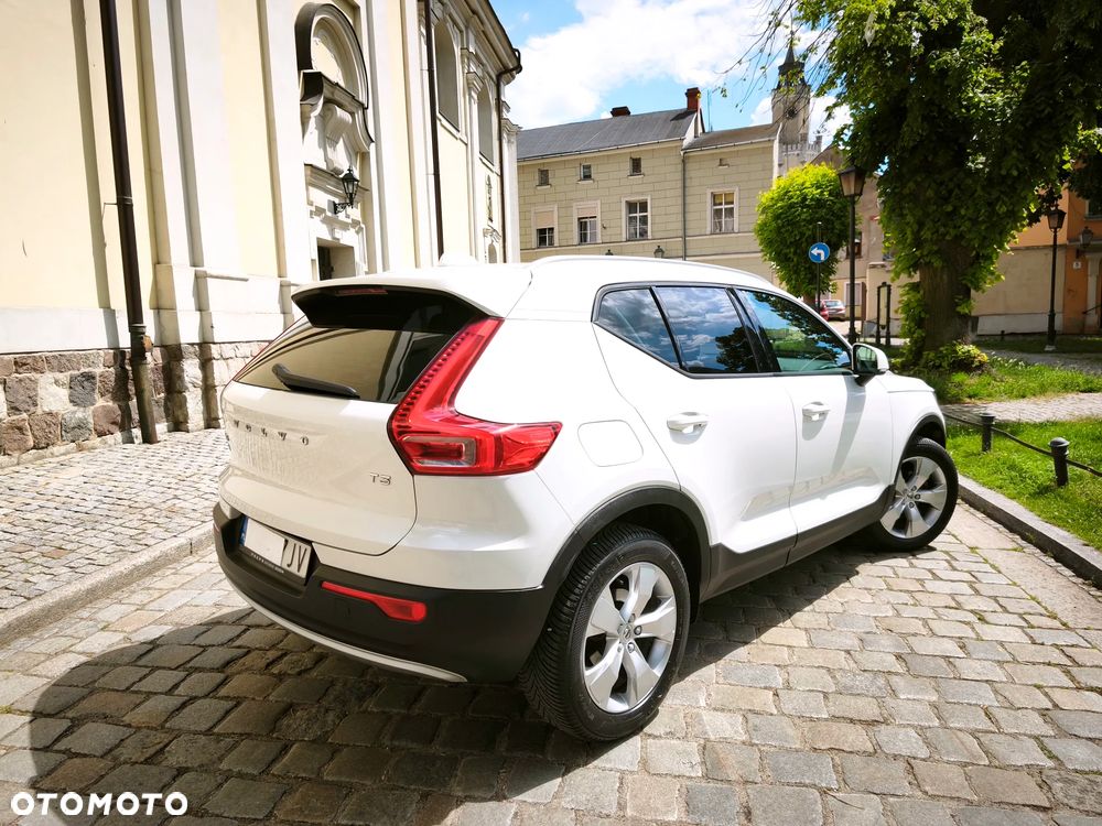 Volvo XC 40 T3 Momentum - 6