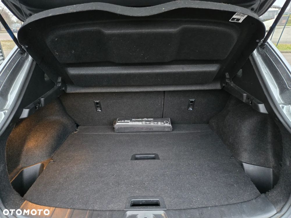 Nissan Qashqai 1.3 DIG-T N-WAY - 19