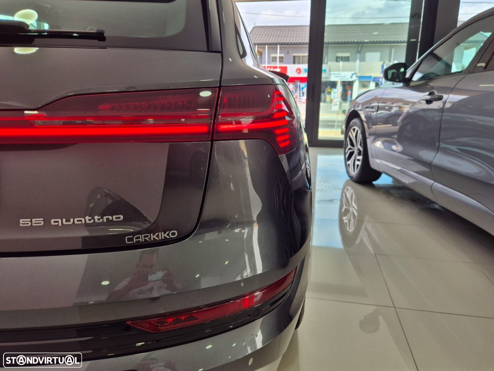 Audi e-tron 55 quattro S line - 8