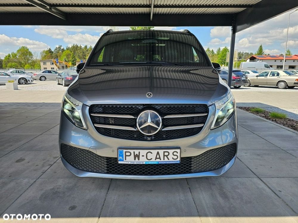 Mercedes-Benz Klasa V - 5