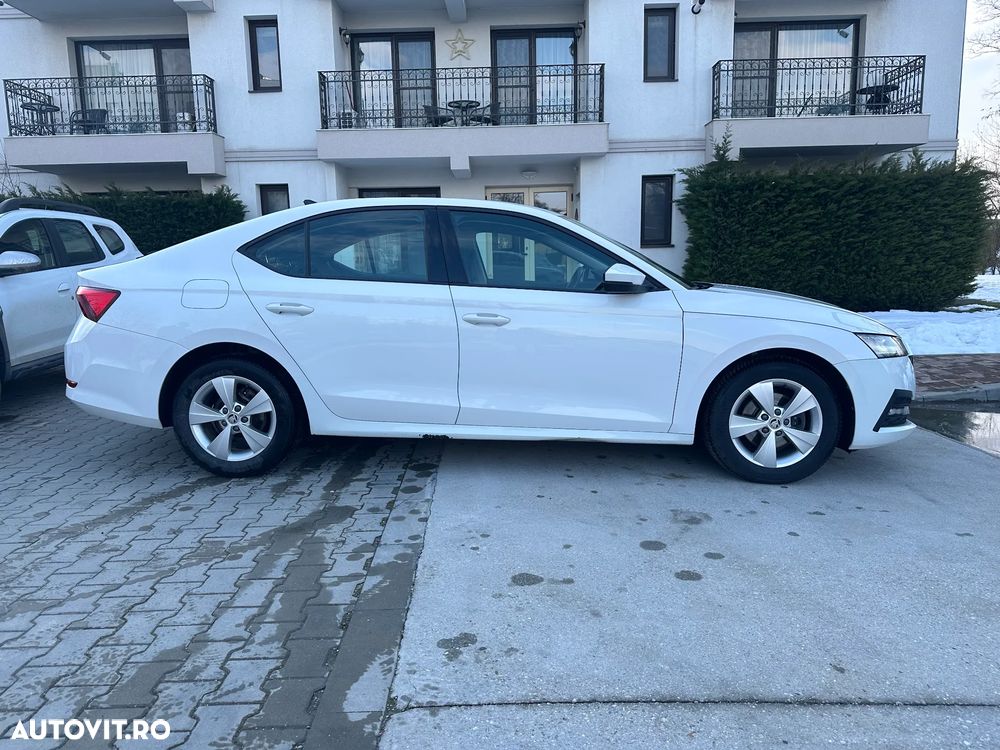 Skoda Octavia 1.5 TSI DSG MHEV Ambition - 13