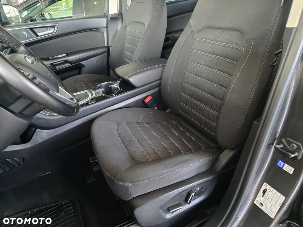 Ford Galaxy - 11