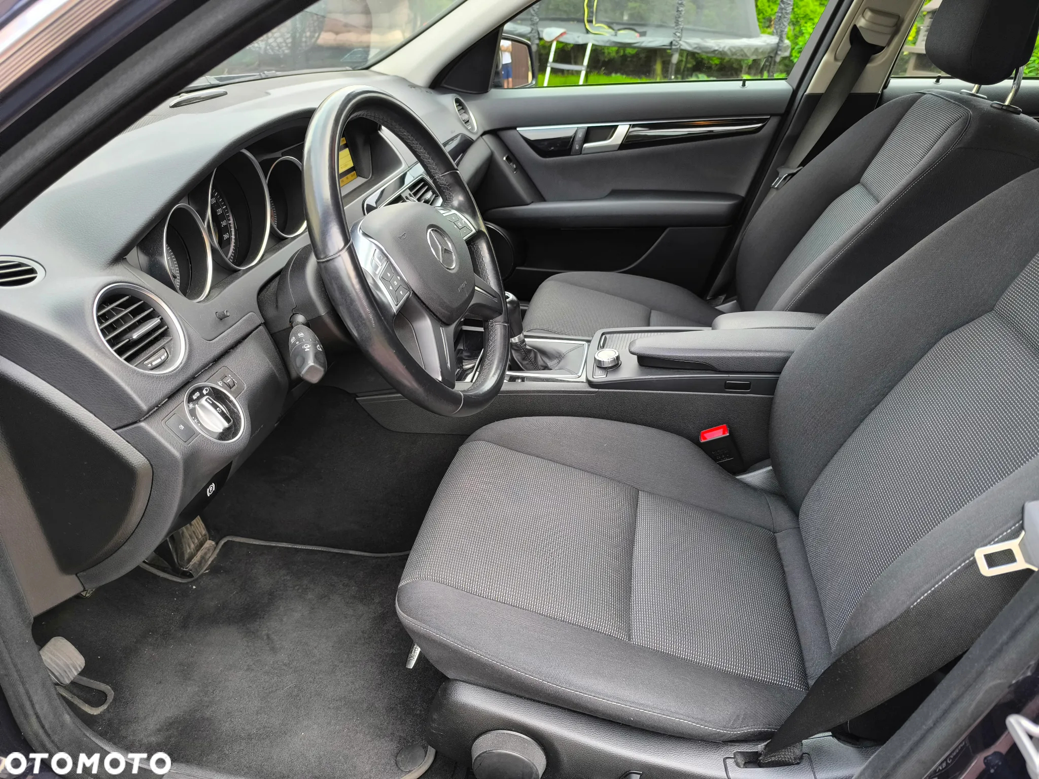 Mercedes-Benz Klasa C 200 CGI BlueEFFICIENCY - 15