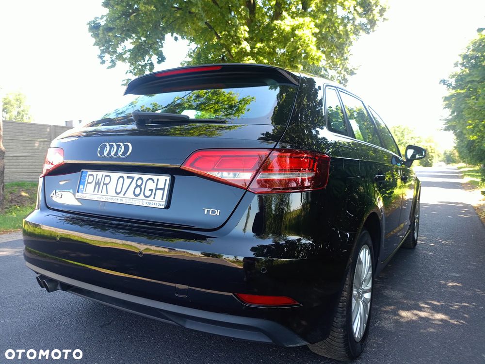 Audi A3 Sportback 2.0 TDI S tronic design - 3
