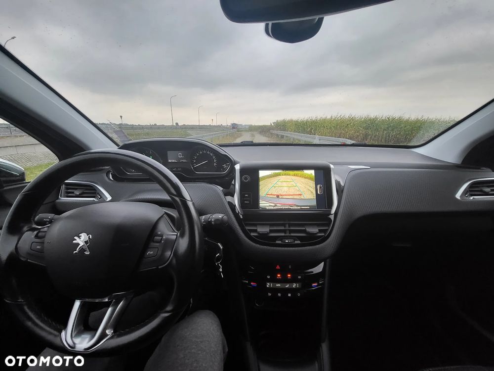Peugeot 208 1.6 BlueHDi Active S&S - 9