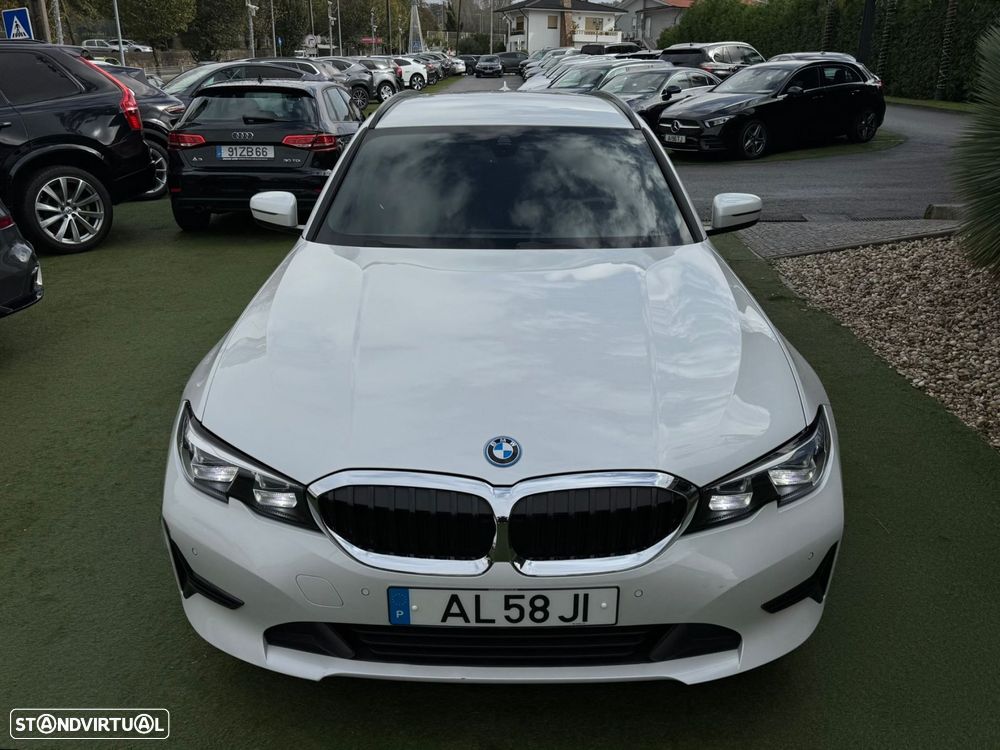 BMW 320 e Touring Corporate Edition Auto - 7