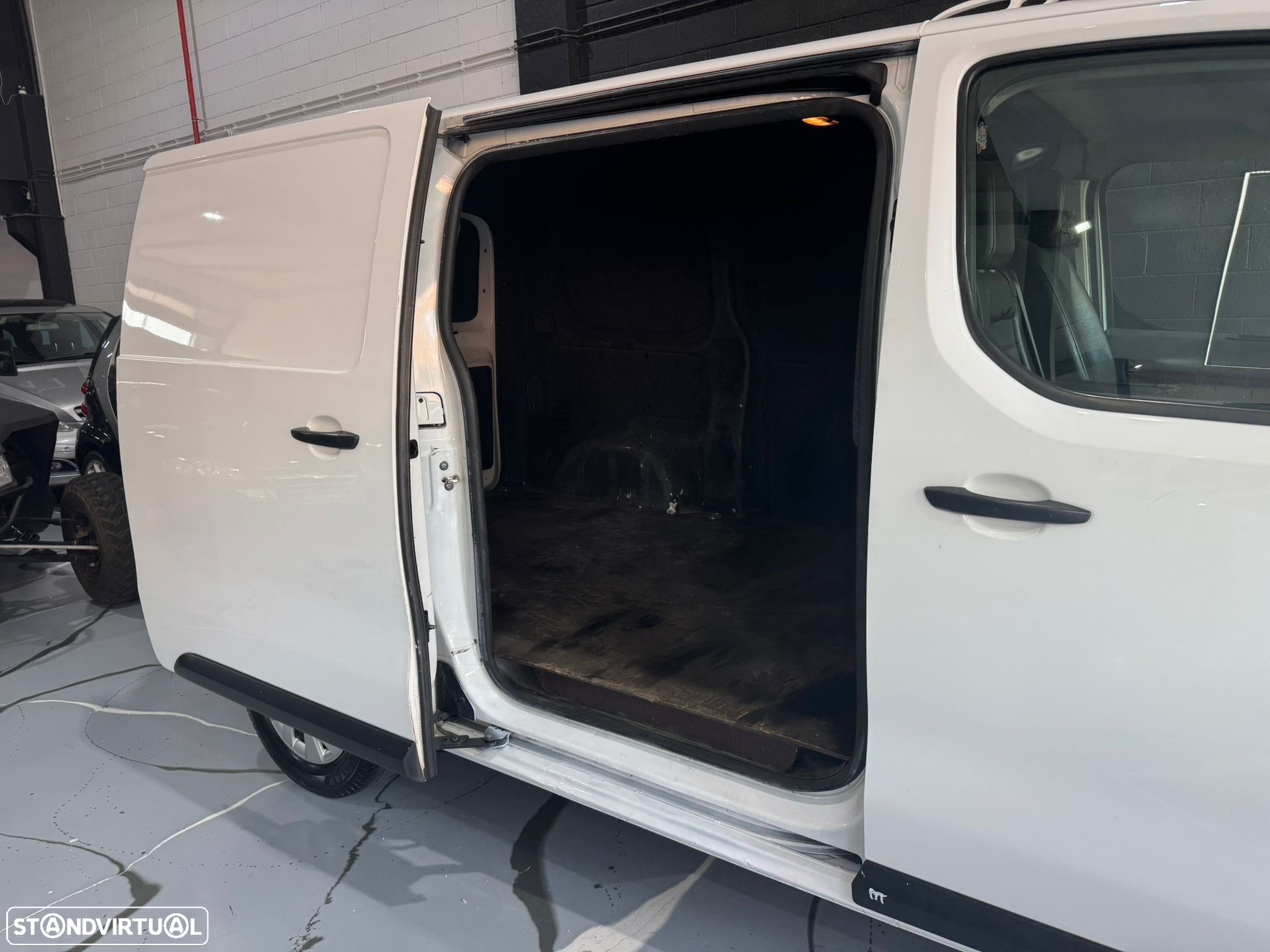Peugeot Expert 2.0 HDI - 24
