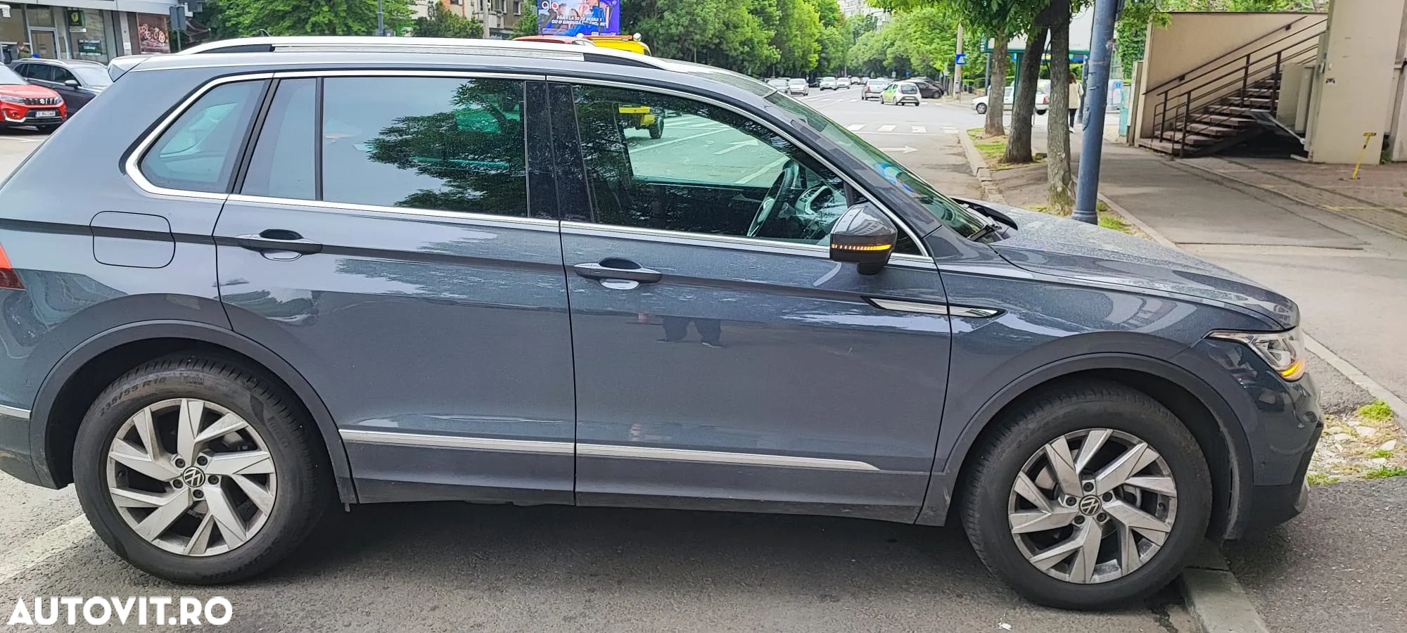 Volkswagen Tiguan 2.0 TDI SCR DSG 4Motion Elegance - 3
