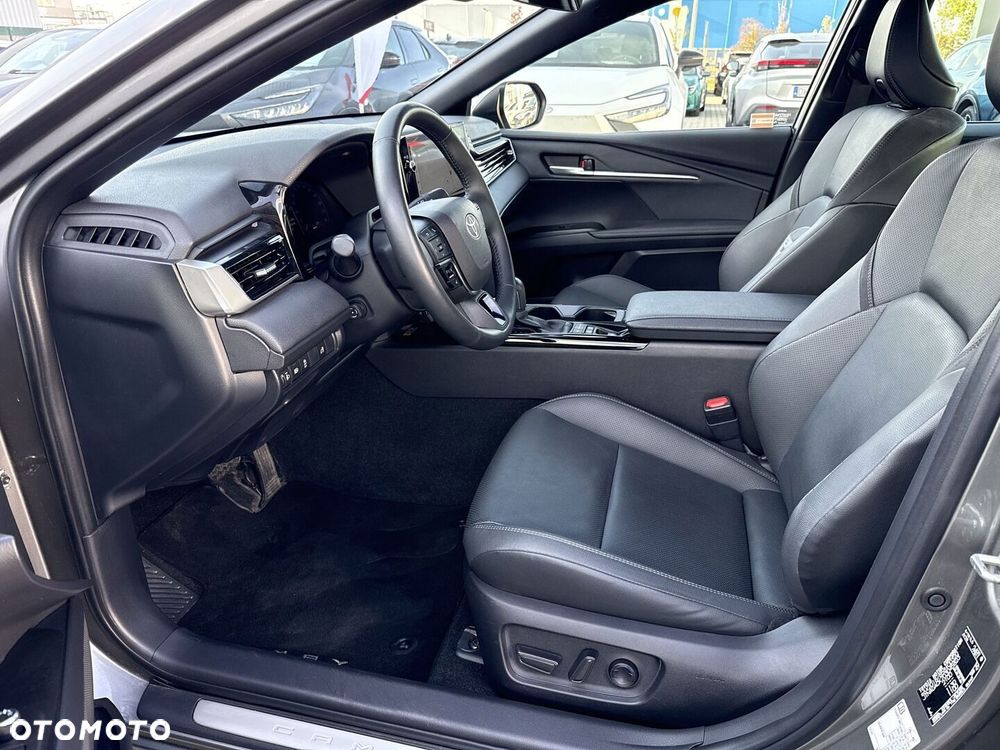 Toyota Camry - 13