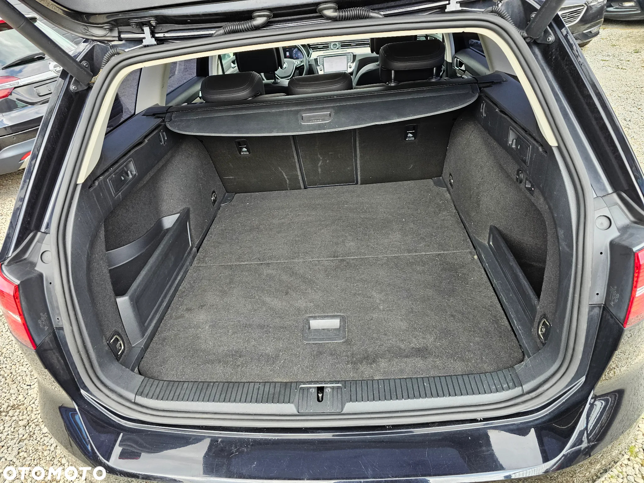 Volkswagen Passat Variant 2.0 TDI SCR 4Motion DSG (BMT) Highline - 23