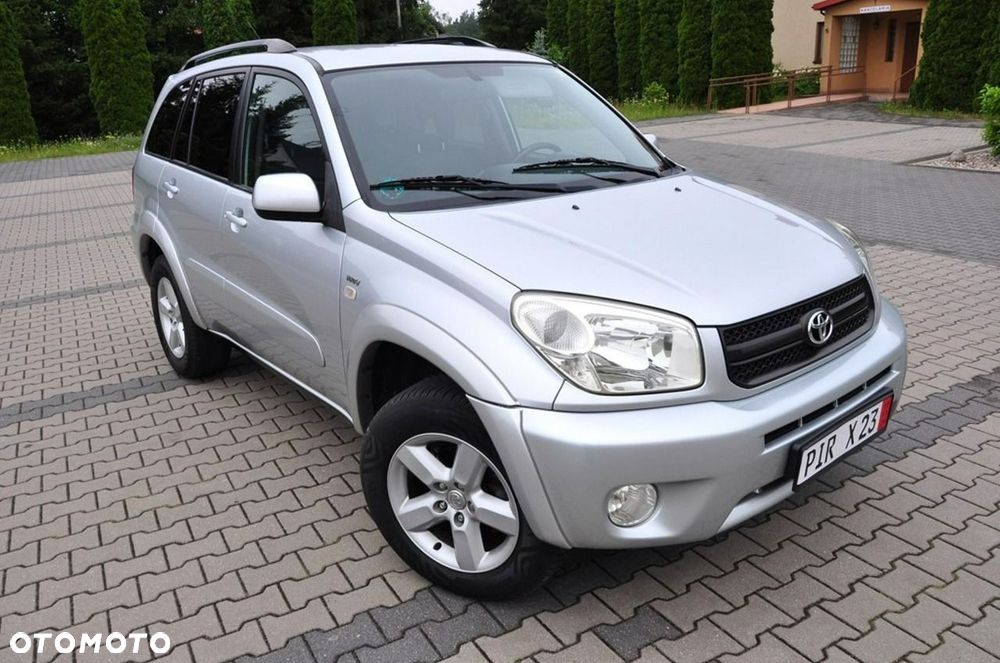 Toyota RAV4 2.0 VVT-i 4x4 - 12