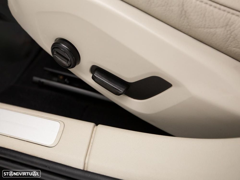 Volvo V60 2.0 T6 AWD TE Inscription - 16