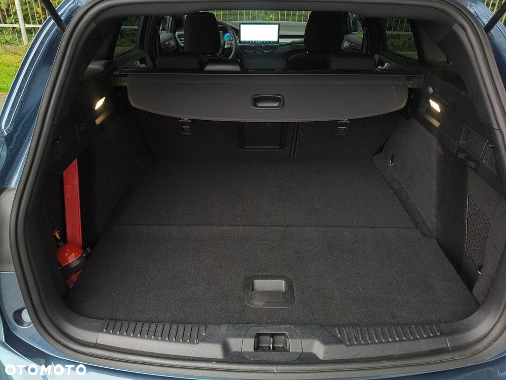 Ford Focus 1.0 EcoBoost mHEV ST-Line X - 30