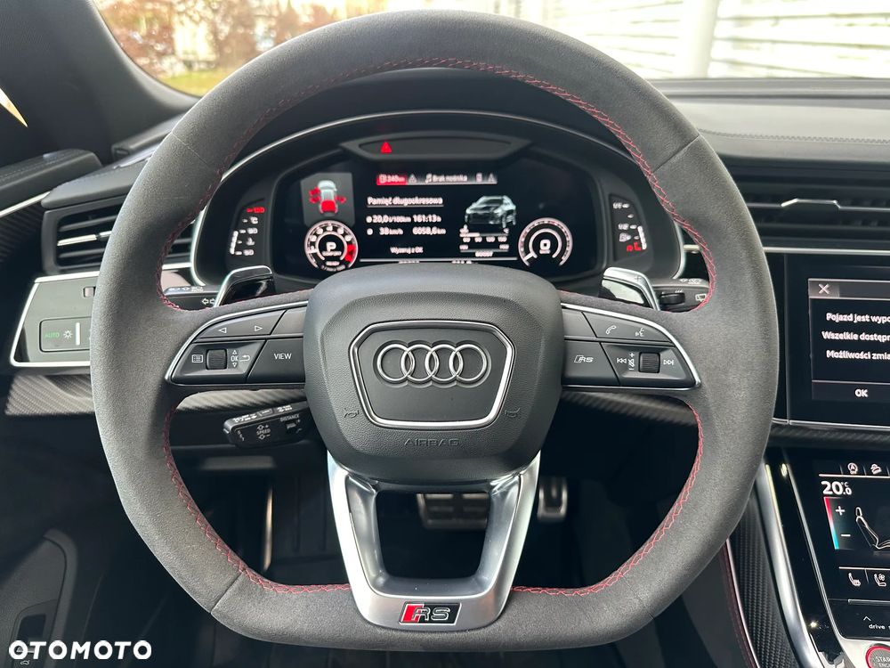 Audi RS Q8 - 10