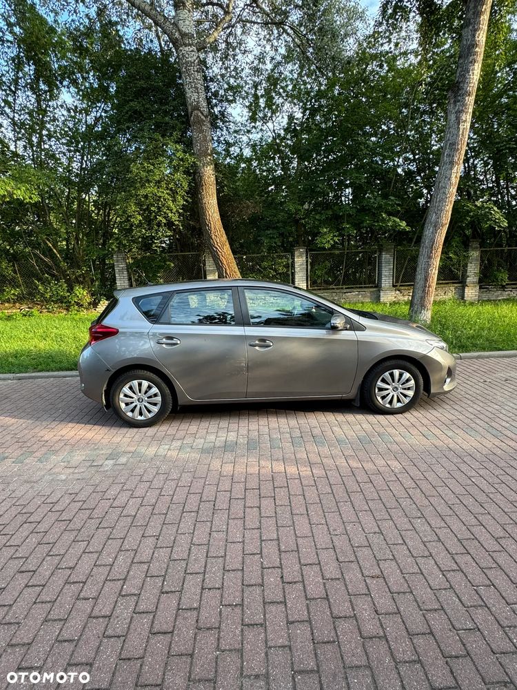 Toyota Auris 1.4 D-4D Life - 7