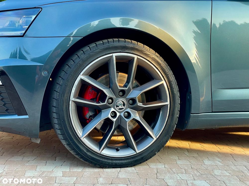 Skoda Octavia 2.0 TDI DSG RS - 7