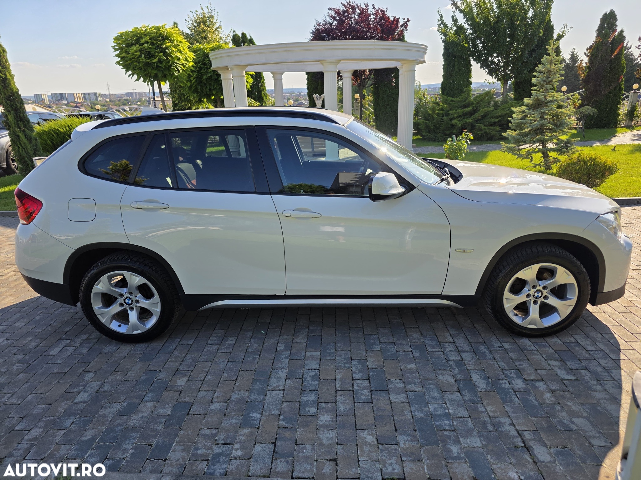 BMW X1 xDrive20d - 8