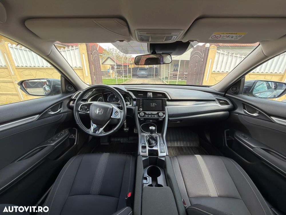 Honda Civic 1.5 VTEC Turbo Elegance Navi - 13