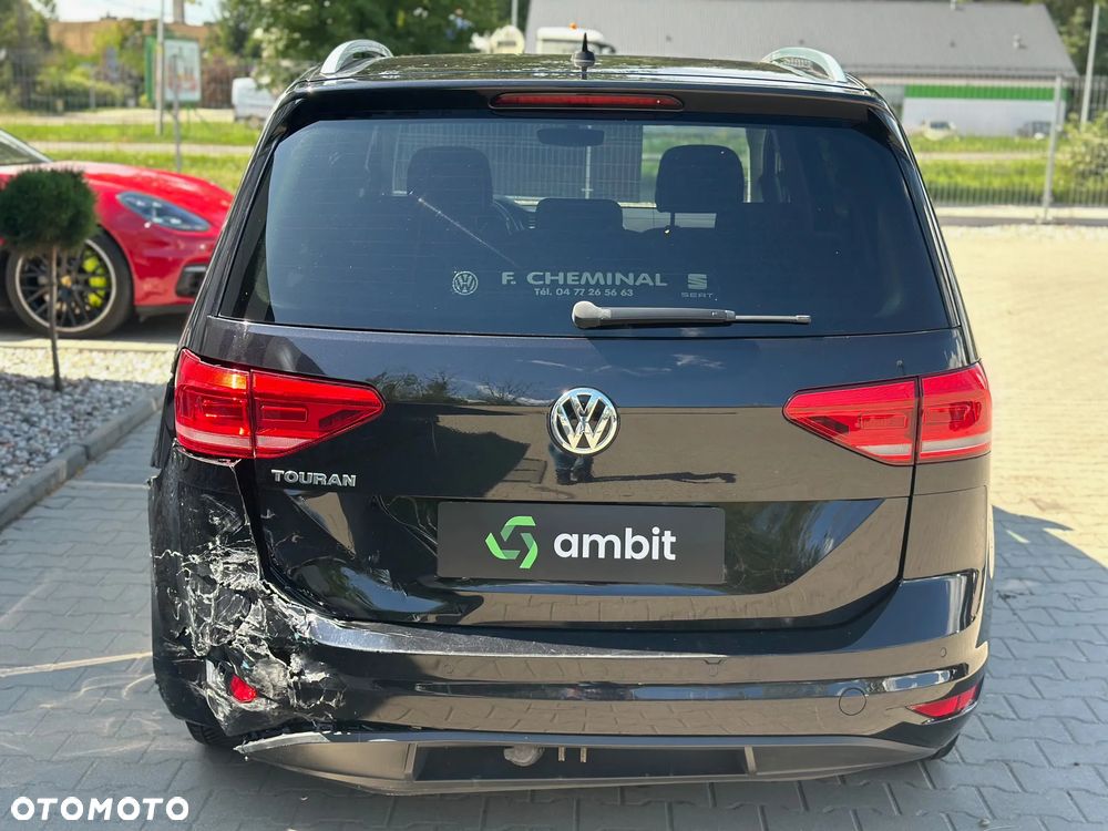 Volkswagen Touran - 6
