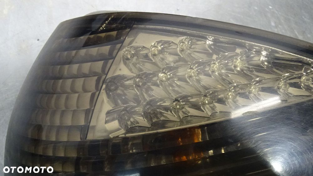 LAMPA LEWA PRAWA TYLNA AUDI A3 8L 1.8 - 3