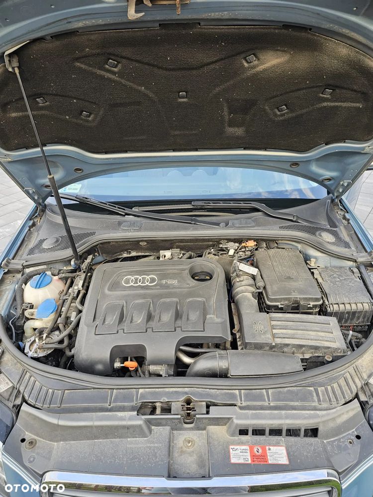 Audi A3 Sportback 2.0 TDI Ambiente - 23