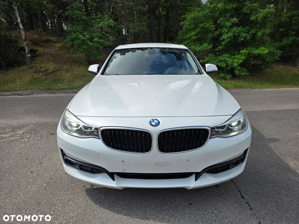 BMW Seria 3 318d DPF - 2