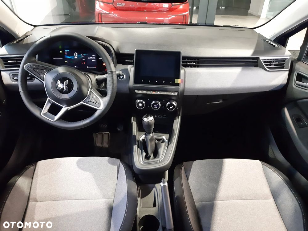 Mitsubishi Colt 1.0T Invite Style Cold - 9