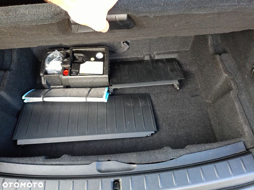 BMW Seria 2 218i - 37