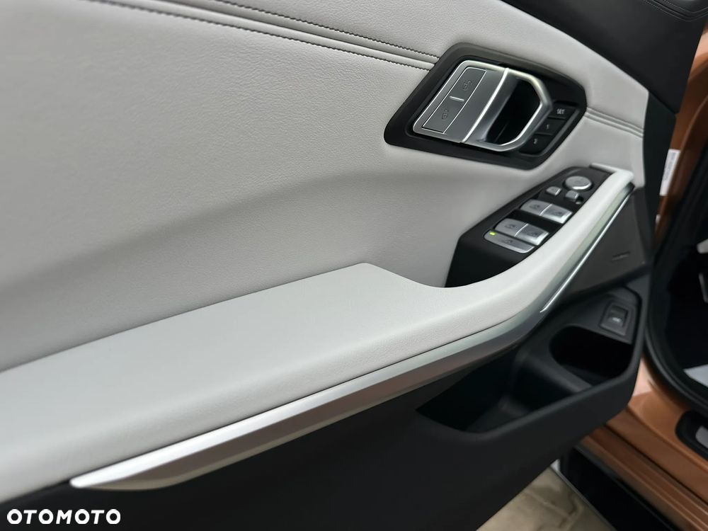 BMW M3 Competition xDrive sport - 22