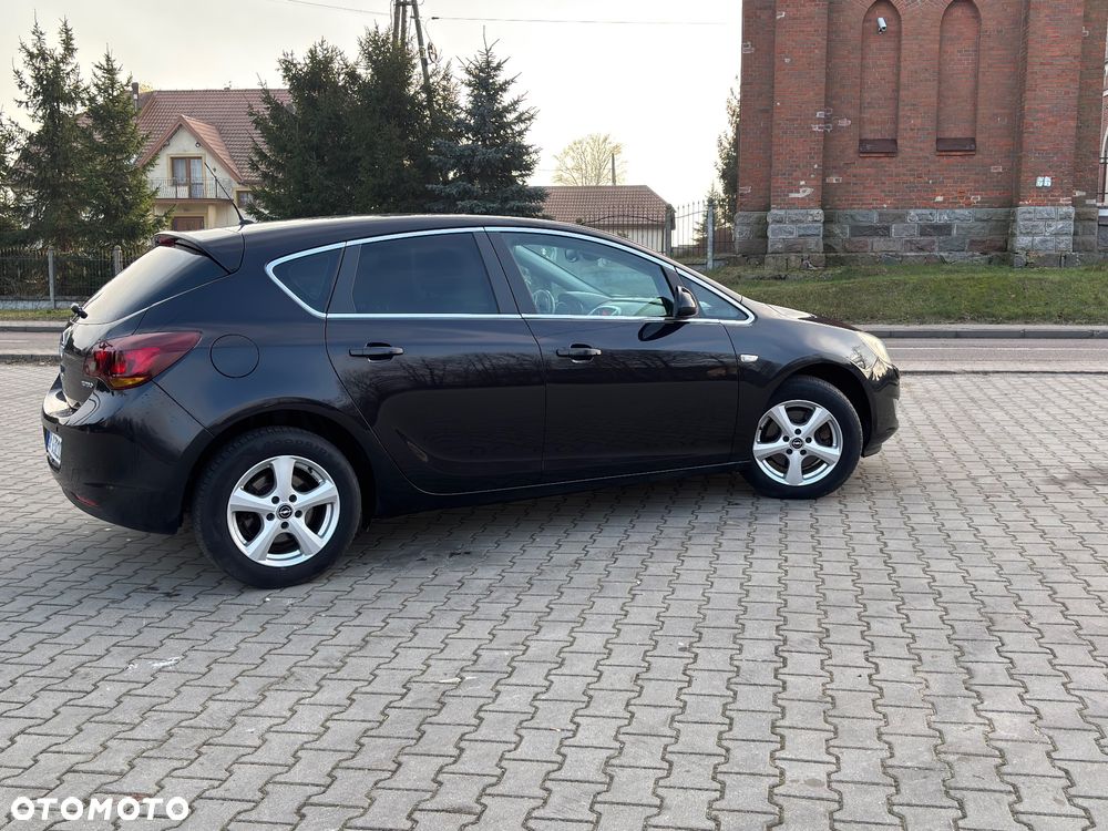 Opel Astra 1.6 Turbo Edition Sport - 4