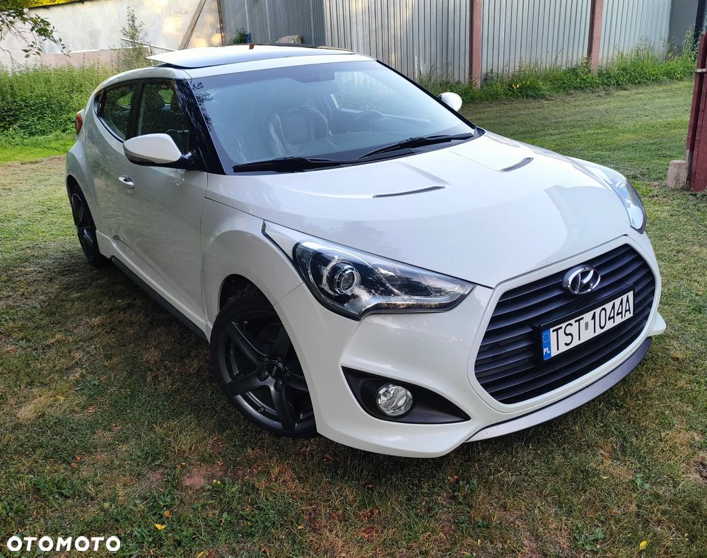Hyundai Veloster - 15