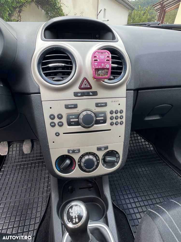 Opel Corsa - 31